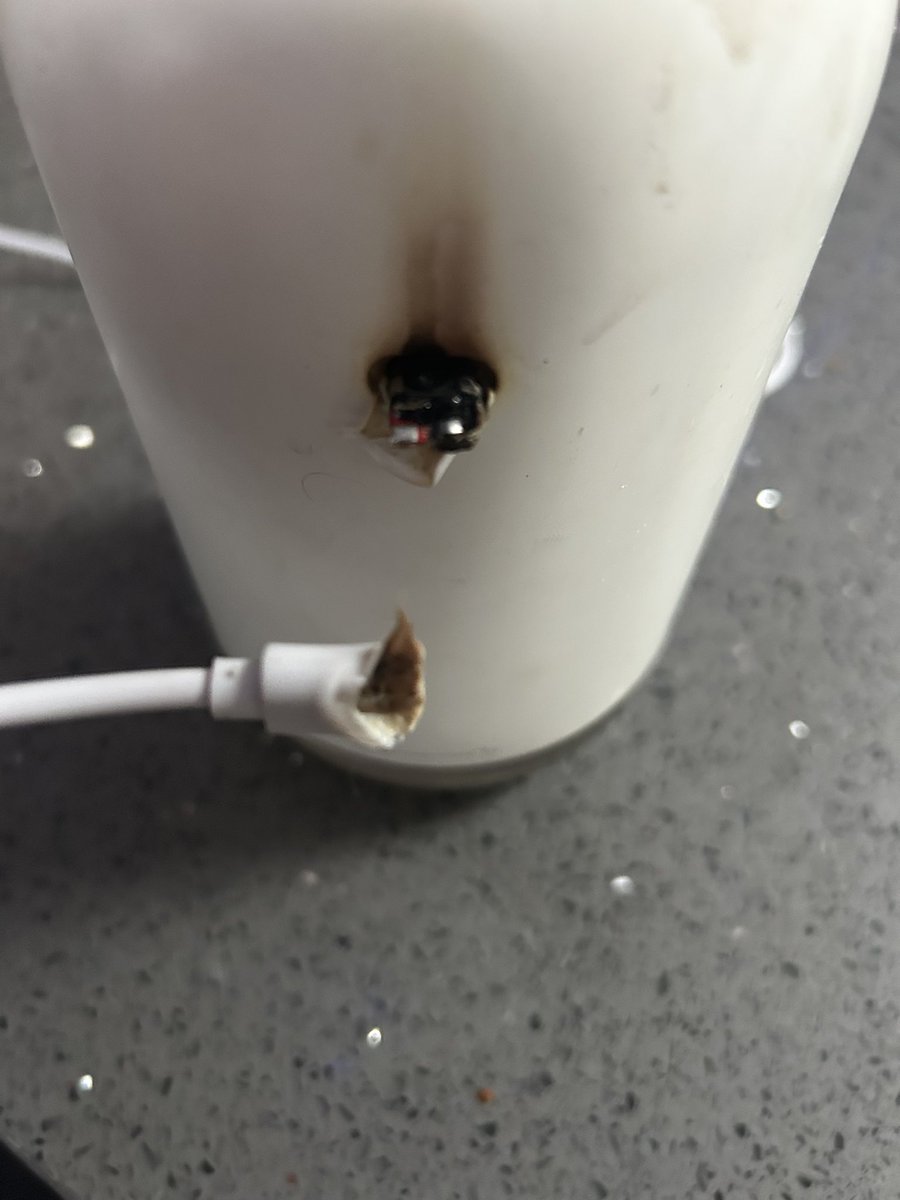 SueR14's tweet photo. @AmazonHelp I purchased a mini humidifier last year and it has just done this https://t.co/RVD7sLsRaB