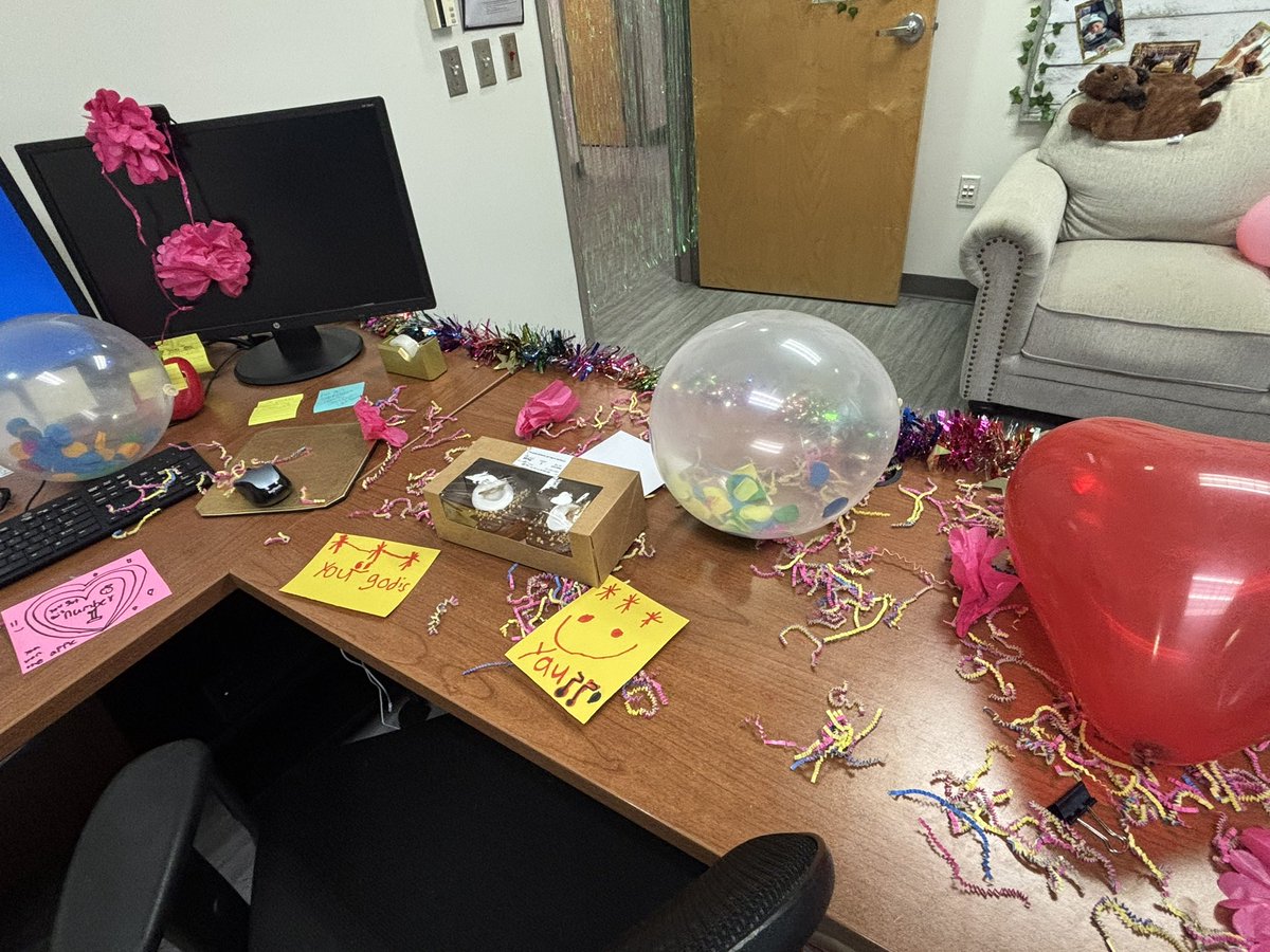 My staff really surprised me today!!!
Happy National School Counselor Week! 
<a href="/PinecrestSOARS/">PinecrestSOARs</a> <a href="/CollierPBIS/">CCPS PBIS</a> <a href="/collierschools/">Collier County Public Schools</a> <a href="/ASCAtweets/">ASCA</a>