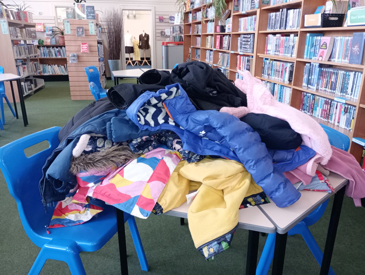 js_library's tweet image. Delighted to welcome children from Greenacres Nursery to our school library this afternoon. Our p2 and p7 Reading Champions enjoyed reading stories to our visitors! #readingcommunity