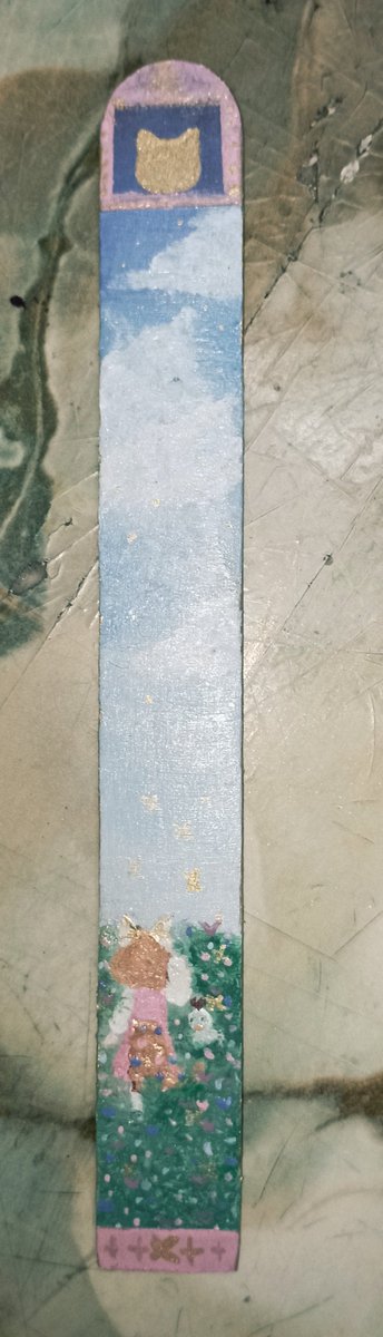 mochi_macaroni's tweet photo. Making bookmarks made of popsicle stick ๐โจ
#painting #diybookmark #oc https://t.co/HRwl6W3Txp