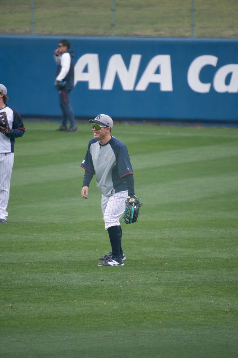 aycn__28's tweet photo. 沖縄らしいことなんもしてないけど、キャンプは楽しいです❗️❗️

#swallows #増田珠 https://t.co/P4KXwH1hlv