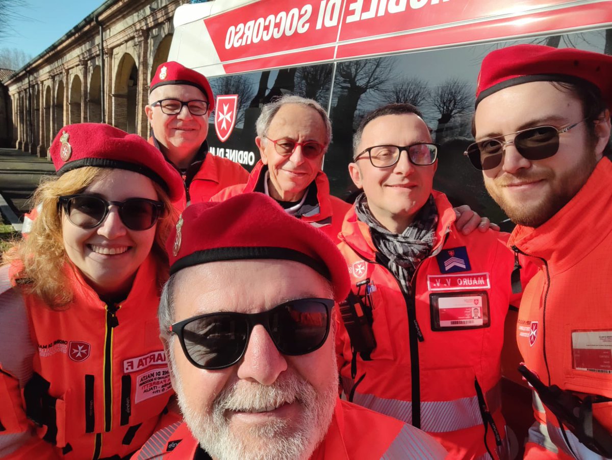 VLucisa3's tweet image. Servizio di presidio sanitario al Santuario di Caravaggio in assistenza ai vari pellegrini in transito, insieme al Gruppo Cisom di Bergamo. L’unione fa sempre la forza💪
#gruppomonzabrianza
#cisom #ordinedimaltaCISOM Corpo Italiano di Soccorso dell&apos;Ordine di MaltaRaggruppamento…