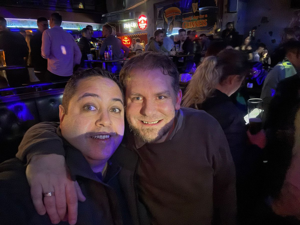 sirjustindawson's tweet photo. Day 1 of #avselfies at @ISE_Show #ise2025 #avgroupie #avtweeps https://t.co/vxTocJNkxO