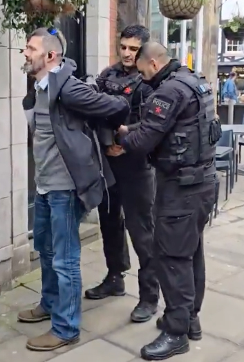 John B 🏴󠁧󠁢󠁥󠁮󠁧󠁿 tweet media