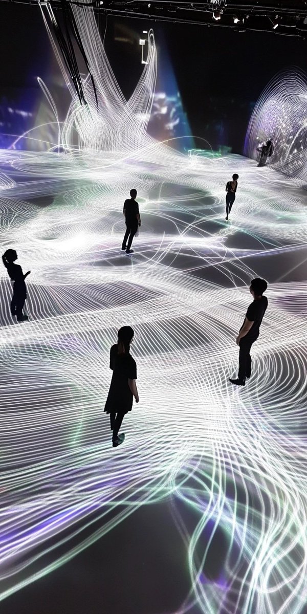 muriellondon's tweet photo. 🎨 Exploring Digital Art: Digital Installations 🎨

📅 Day 6: Digital Installations 📅

Today, we explore Digital Installations, where technology and physical space merge to create immersive, interactive experiences. These large-scale works often use projections, motion sensors, or generative visuals to transform environments into living artworks. From reactive light displays to data-driven visuals, digital installations engage viewers in entirely new ways.

✨ Facts about digital installations ✨
TeamLab creates large-scale, interactive digital landscapes where visitors can influence the visuals in real time.
Refik Anadol transforms buildings into dynamic data-driven light installations, using AI and generative algorithms.
Rafael Lozano-Hemmer creates participatory works where audience movement, voice, or biometric data interact with digital projections.

🎯 Prompts: Digital Installations 🎯

interactive digital landscape inspired by teamlab
Design a large-scale installation where people can walk through and interact with digital elements. Imagine a space filled with flowing light, moving patterns, and dynamic environmental effects.
data-driven projection inspired by refik anadol
Create an architectural projection where real-world data (weather, traffic, emotions, or internet trends) transforms into shifting digital visuals on a building’s surface.

human-responsive artwork inspired by rafael lozano-hemmer
Design an installation where movement, sound, or biometric data influences the artwork. Imagine a piece where viewers' presence generates light trails, shifting patterns, or cascading visuals.

💡 Like, repost, and tag a friend to experience the magic of Digital Installations.