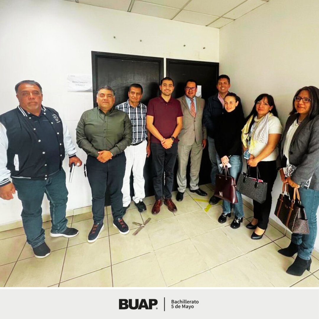 b5m_buap's tweet photo. Se continúa trabajando con el Municipio de Cuautlancingo en la gestión del Mtro. Omar Alberto Muñoz A. por la mejora, esto refrenda el compromiso de la BUAP y de la mano de nuestra Rectora la Dra. #LiliaCedillo, representa un alto compromiso por la educación en el edo. de Puebla. https://t.co/DiCCqHWkFB
