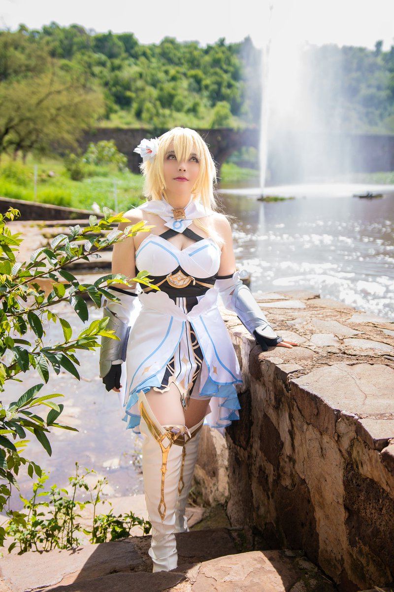 ChioKamui's tweet photo. Lo importante no es el valor de la espada, sino tu espíritu de lucha.

#Lumine 
#GameOver 
#gamergirl 
#cosplay 
#Cos鉴赏家 
#cosplayer 
#COSPLAYMODE 
#cosplayplus 
#anime 
#AnimeArt 
#AnimeJapan 
#GenshinImpact 
#Genshin 
#Genshinfanart https://t.co/V0J7OBYUFQ
