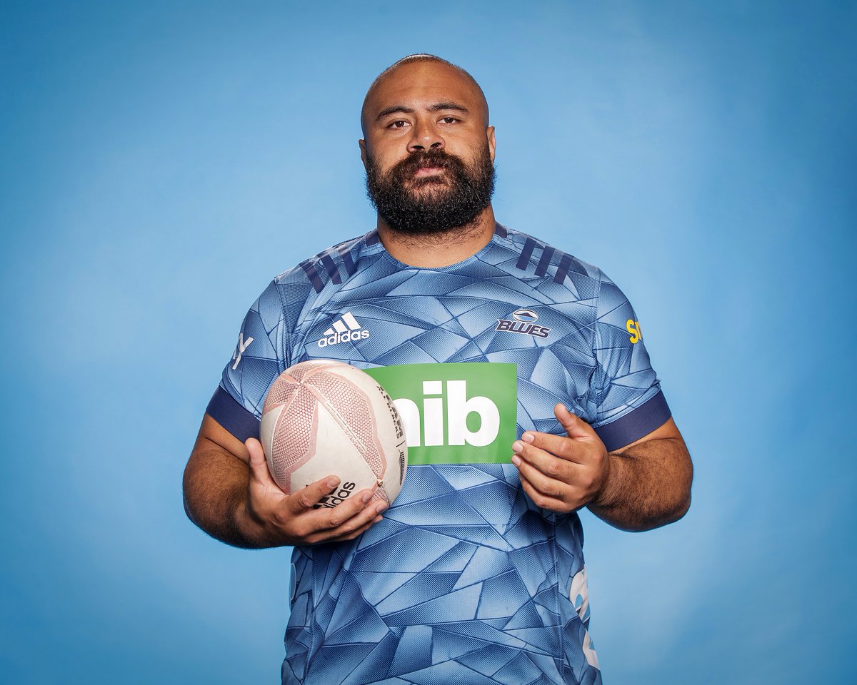 BluesRugbyTeam's tweet photo. One of the absolute greatest stories and personalities in rugby has today, announced his retirement from the game 🏉

Congratulations on an outstanding career Karl Tu’inukuafe aka the big uce 💙

The door is always open for you at Blues HQ 🥥🌊

Drop a message for Karl down below ⬇️