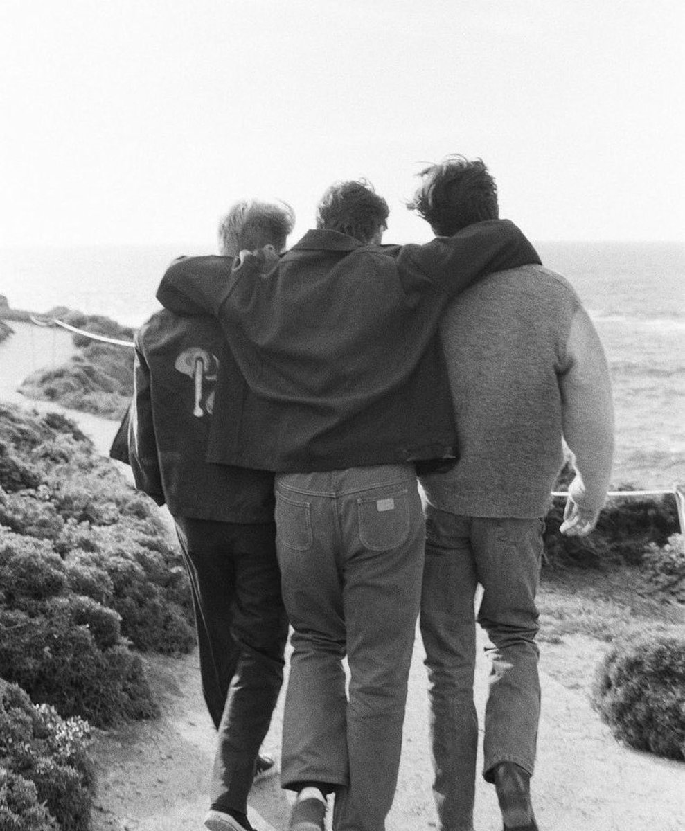 it was the end of a decade, but the start of an age❤️