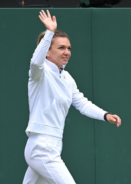 player3jrk's tweet photo. There was just nobody like her. She inspired people all over the world including a whole country 🇷🇴 she left it all on the line every time she took the court. Thank you Super Simo for everything. It was a true honor and a pleasure to get to watch you for so many years!!!🥹😢❤️ 🫶🏻 https://t.co/pBv0GnaCow