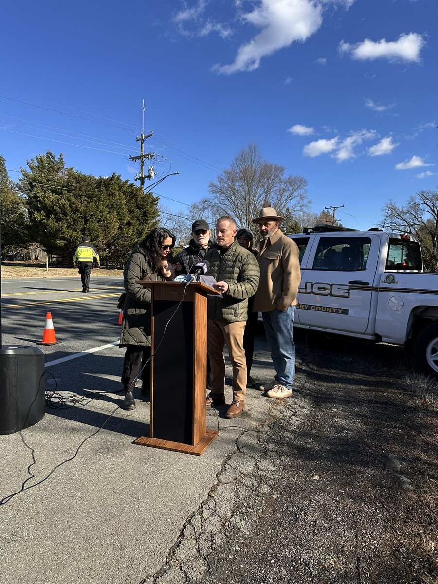 TheDMVLive's tweet image. HAPPENING NOW: Montgomery County Police unveil a section of Spencerville Road in Montgomery County, MD to honor officer Douglas Haggerty, who lost his life in a traffic collision on February 4, 2022.