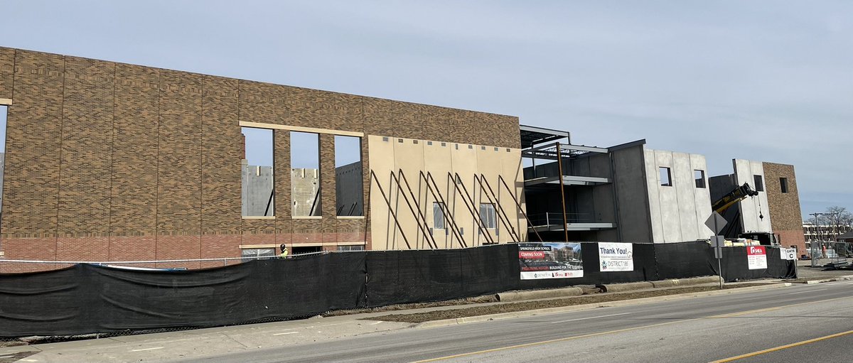 TimSchweizer1's tweet photo. Demolition began this week on the historic 2nd floor “Old Gym” at Springfield High School, venue for the 1918 IHSA state basketball finals. Two new gyms are being built as part of the $122M reconstruction project at SHS, just blocks from the Illinois State Capitol. https://t.co/2jX6g0GaxM