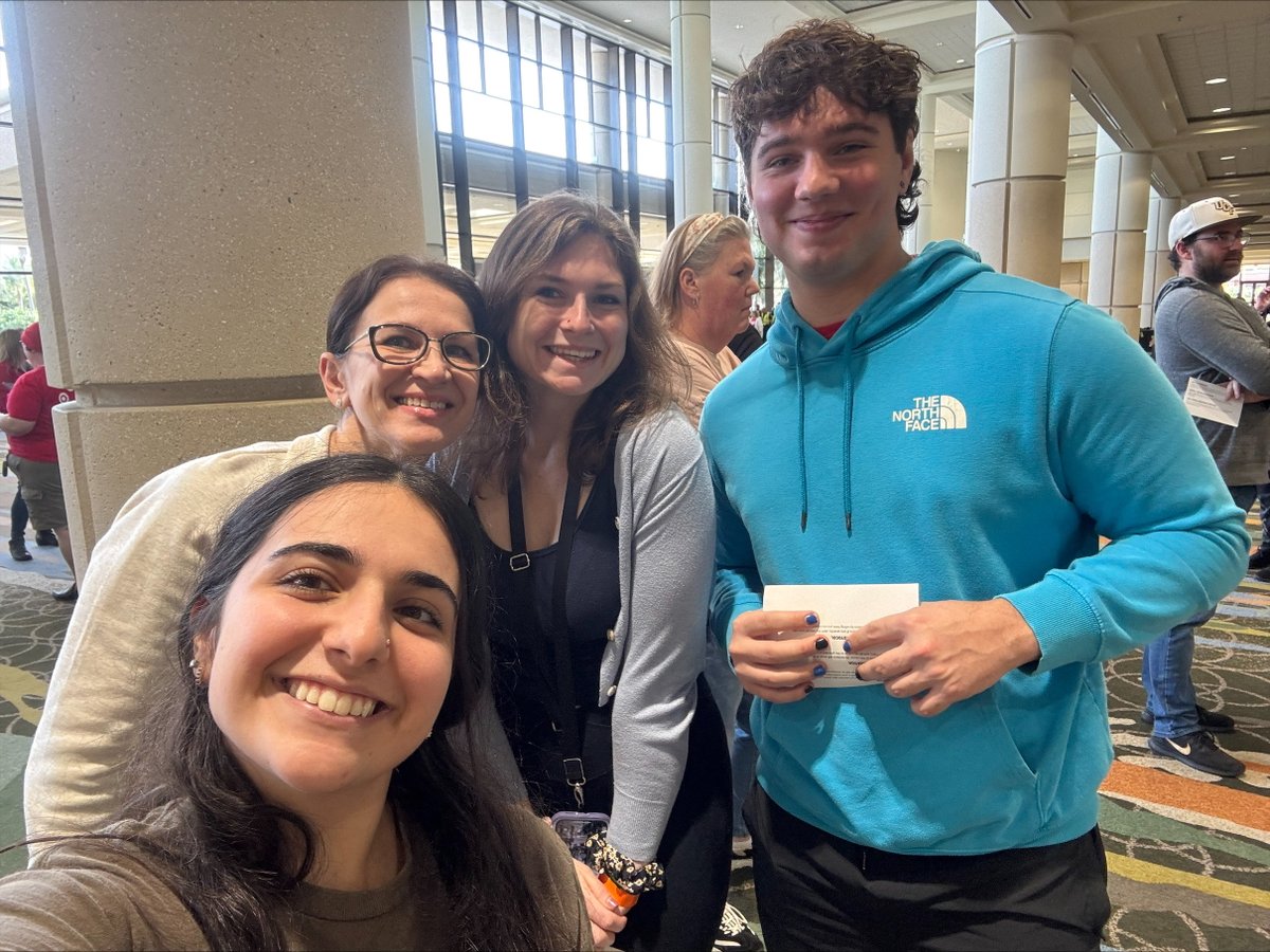 Last week, Professor Malendevych and about 30 criminal justice students participated in a first responders full scale emergency response training at the Orange County Convention Center. 

wftv.com/news/first-res…