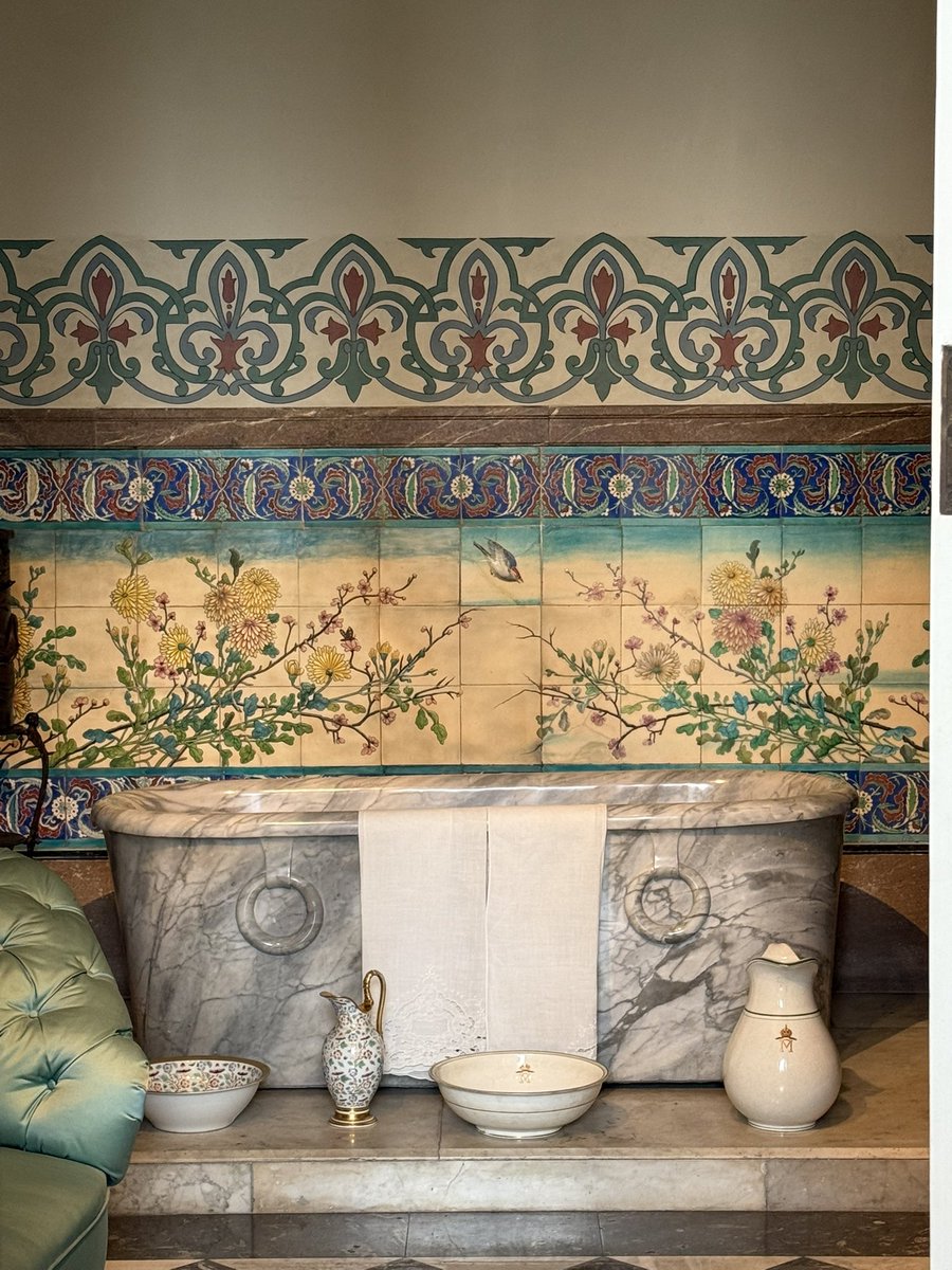 enterARTEdf's tweet image. No se les olvide turistear en la ciudad donde viven. #CDMX #castillodechapultepec @Museodehistoria