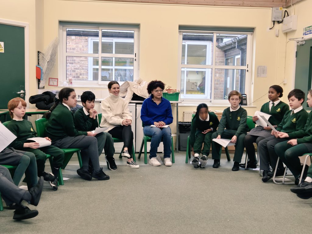 StAndrewsSW16's tweet photo. It's not easy to sync your diaries in a busy school! Finally, the School Council met @st_parents to share feedback from the Christmas Fair Class Questionnaires. A valuable meeting and definitely worth the wait!  #pupilvoice #volunteering https://t.co/vG5W7tnSqj
