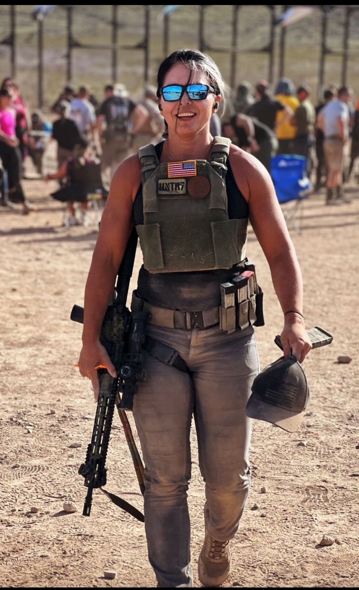 BGatesIsaPyscho's tweet photo. 🇺🇸 Tulsi Gabbard confirmed 9-8 🔥 https://t.co/198iNj41So