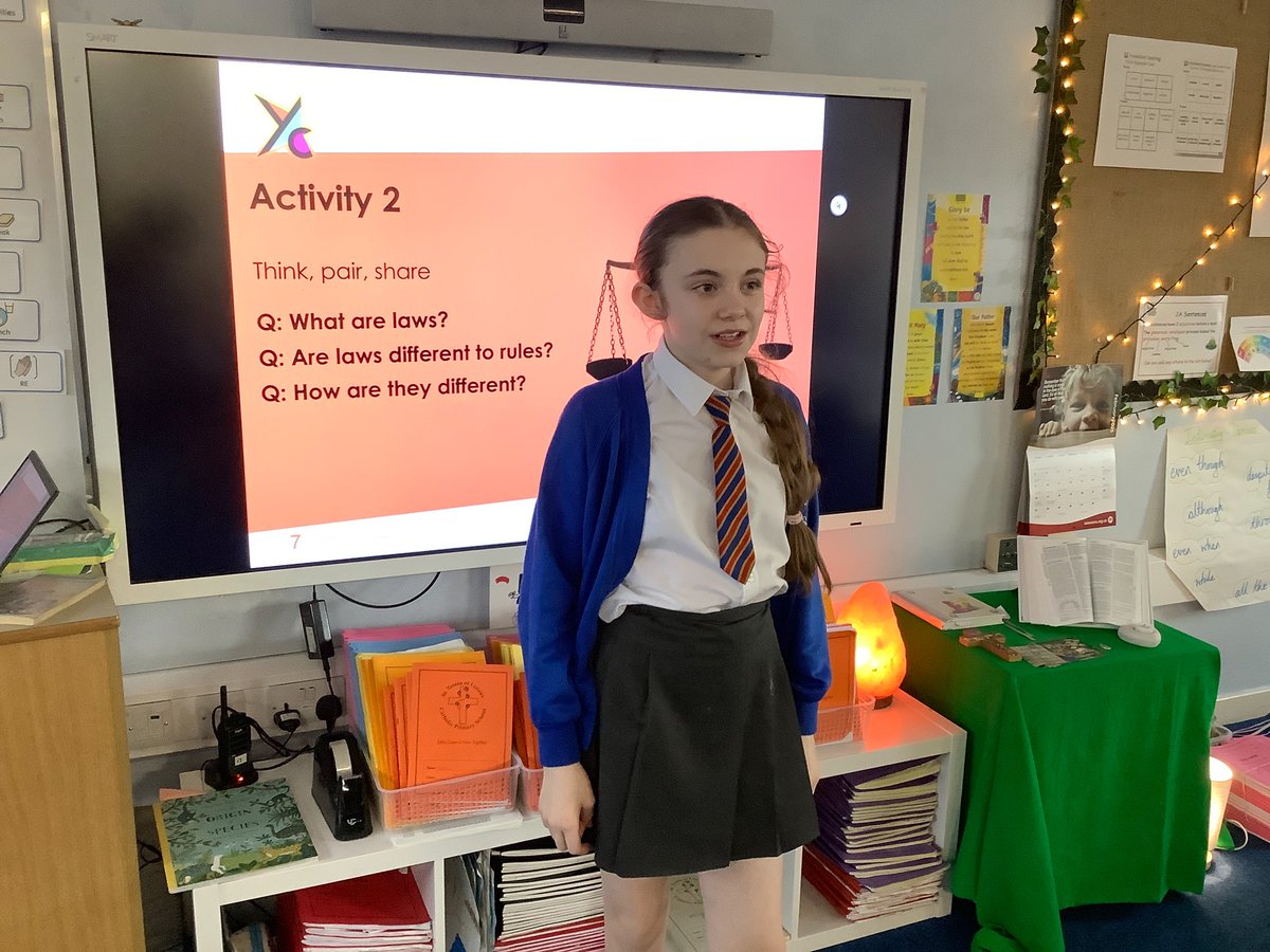 teresaoflisieux's tweet photo. We are thinking about our place in society by learning about the rule of law so that we can be active and engaged citizens. #BigLegalLesson @YoungCitizensUK @allsaints_mat https://t.co/OhnJrJ26dn