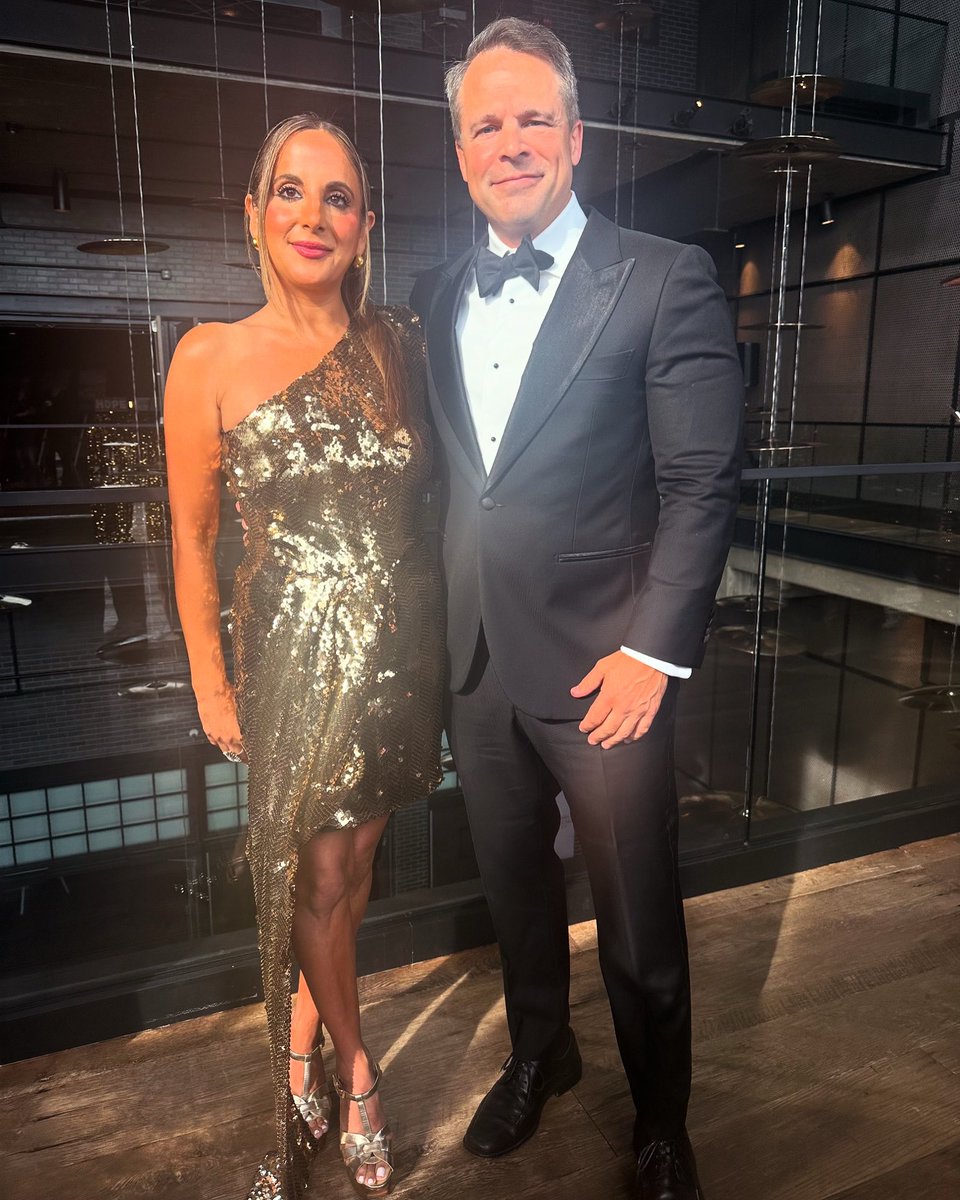 allysonspring's tweet photo. Now recruiting for ⁦@LLSusa⁩ 2025 Visionaries of the Year for our Mid Atlantic Chapter - join a Winning Team and Give Back #dc #washingtondc #va #dcevents #campaign #gala #giveback https://t.co/2ZAAleVfop