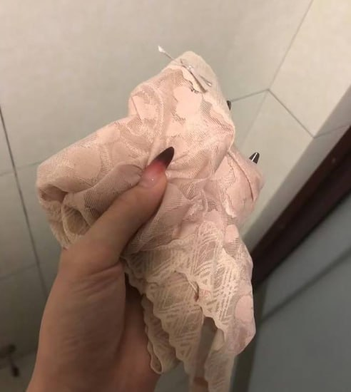 新做的指甲
內衣內褲都沒有辦法洗
有人幫忙嗎？
#母女雙飛 
#影片出售
line：tyz778 
月亮的花園：https://t.co/BG8BqNh3nJ https://t.co/dqqhyLIL3n