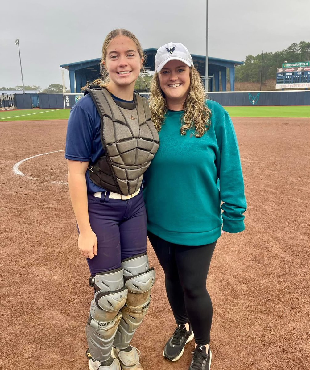 carlywoolard08's tweet photo. Another amazing UNCW Camp!!! 
The coaches and players are so amazing and I’ve never had a bad experience. Thank you so much!! @UNCWsoftball https://t.co/WwCEUE5ttS