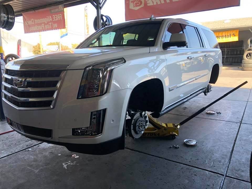 PKTirePros's tweet photo. PK Tire Pros has the experience and expertise you need when upgrading your vehicle! Give us a call with any questions or concerns! 
#PKTirePros

📍Waterloo Rd📱: (209) 547-0234
📍Pacific Ave📱: (209) 888-4571
💻: https://t.co/1IROigamDz https://t.co/A2PxbwBf47