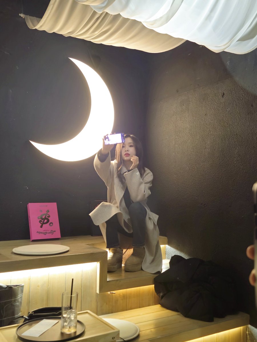 wolfinsomnia99's tweet photo. 2025.02.03 신사 로얄마카롱🩷

#드림캐쳐 #가현
#Dreamcatcher #GAHYUN https://t.co/PnK8WpqMoe