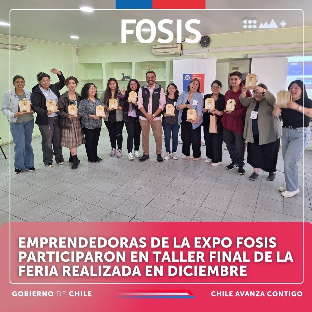FOSIS_LosRios's tweet photo. 📢 ¡Seguimos impulsando el emprendimiento local!

Hoy, junto al director regional Sebastián Chacón, estuvimos en el taller de retroalimentación con emprendedoras que fueron parte de la #ExpoFOSIS2024 en #Valdiviacl. 💼✨

#EmprendimientoLocal #FOSIS #LosRíos #ExpoFOSIS https://t.co/bs3lV9jREm