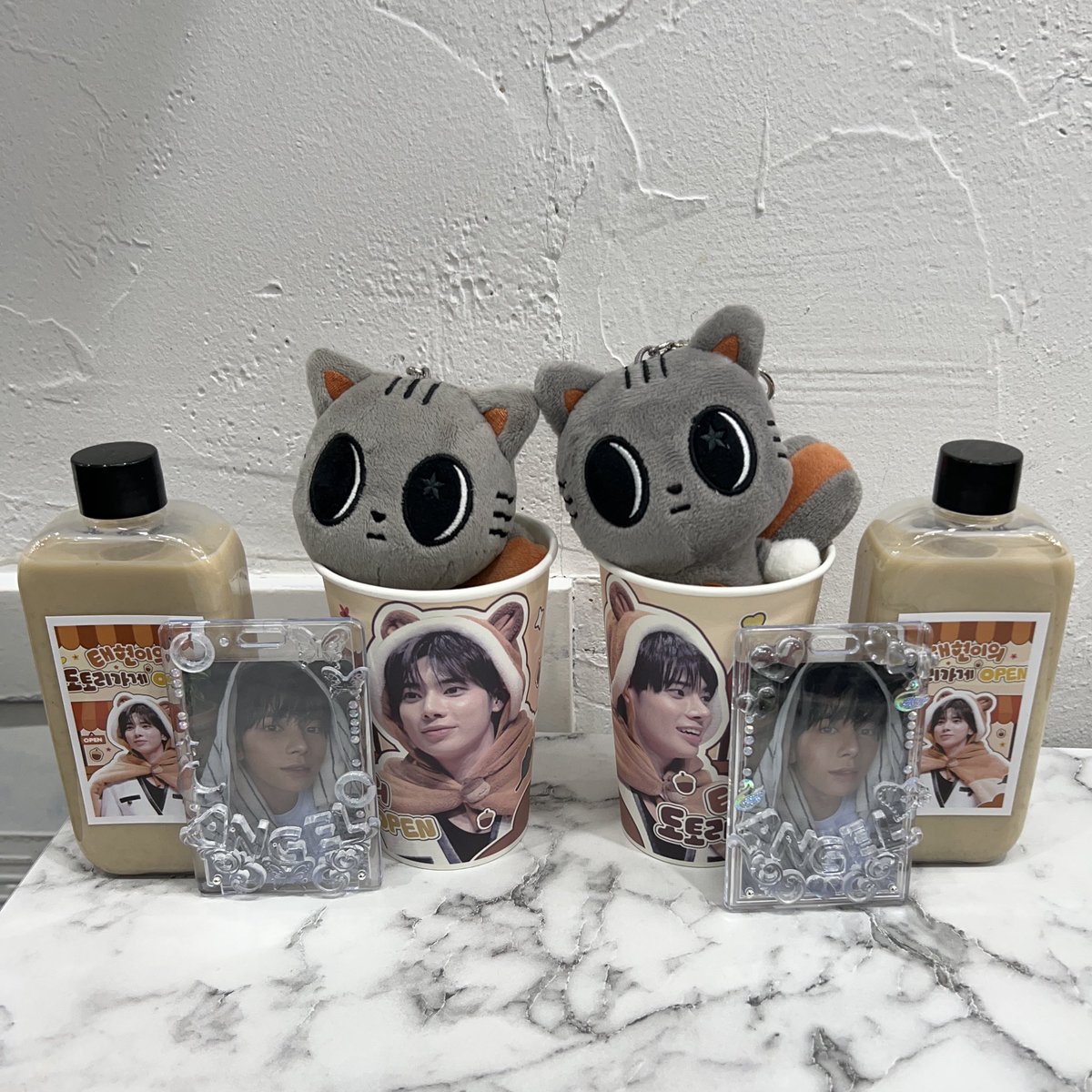 mmm90310597's tweet photo. happy birthday to you.
今年も韓国からお祝いします🥂
素敵な一年を…🕊️🫧

#愛されっ子テヒョンの誕生日だニャン
#OurBundleOfLoveTAEHYUN
#태현이가써내려간새벽별의노래 https://t.co/EfM1gIr75l