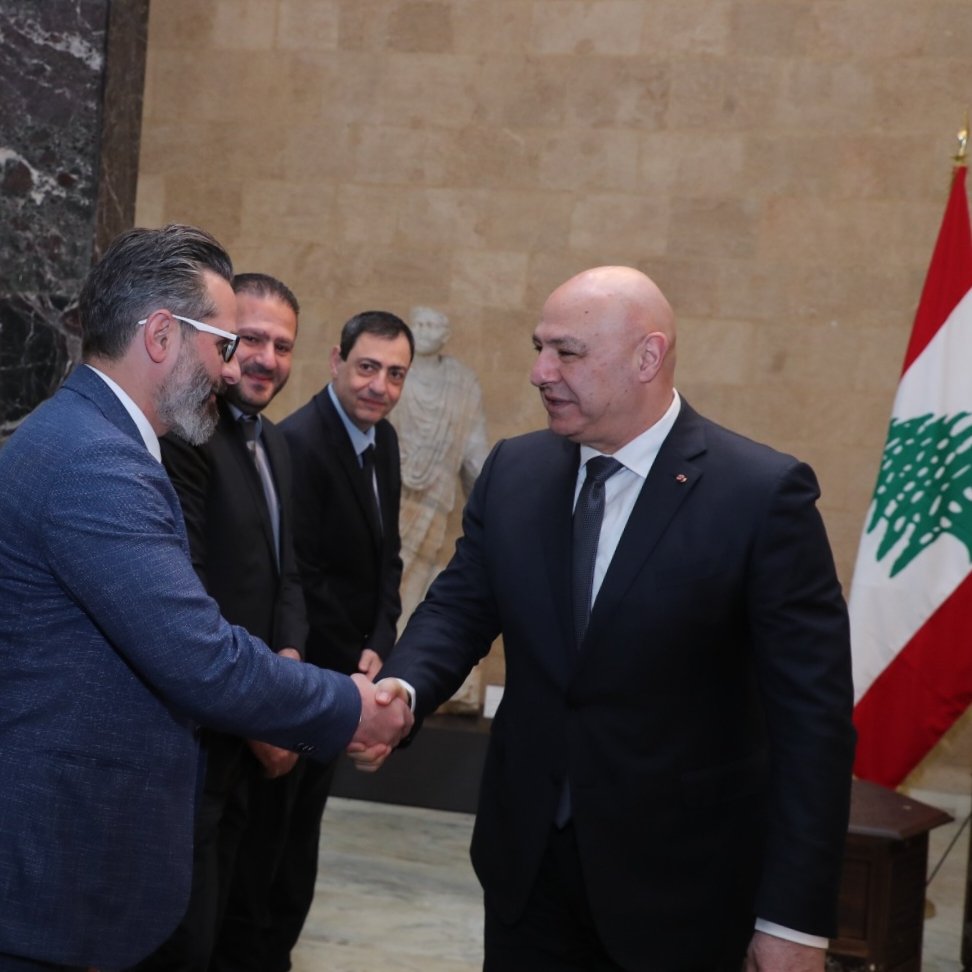 samisfaction7's tweet photo. Honored to visit his Excellency, President of the Republic General Joseph Aoun with the President Mr. Akram Halabi and my Colleagues members of Lebanese Basketball Federation 🇱🇧 https://t.co/Tm58NeSfom