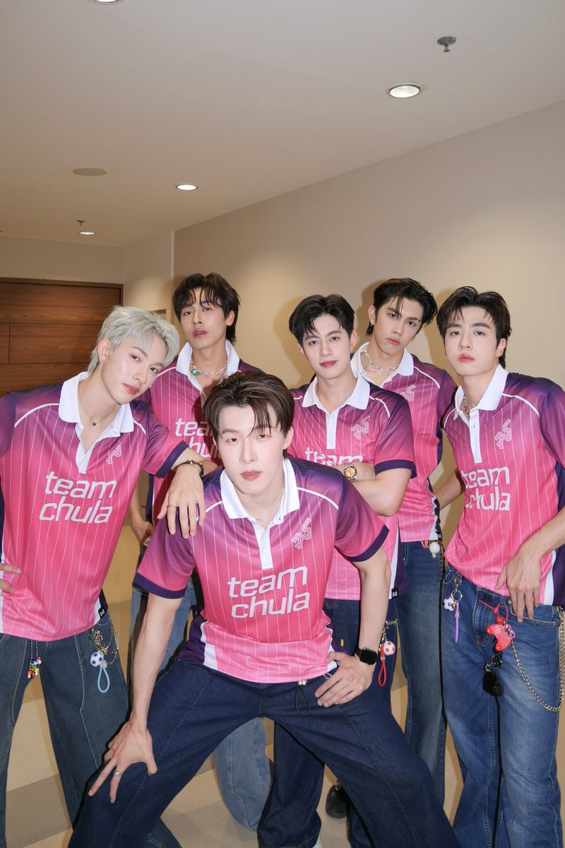 PROXIE_Official's tweet photo. 🧡💛💚🩷🩵💜

#CHULABAKABEGINSxPROXIE
#CHULABAKABEGINS
#TUCUBALL75
#PROXIEth
#bROTHERSMUSIC https://t.co/vlpGm4UuXz