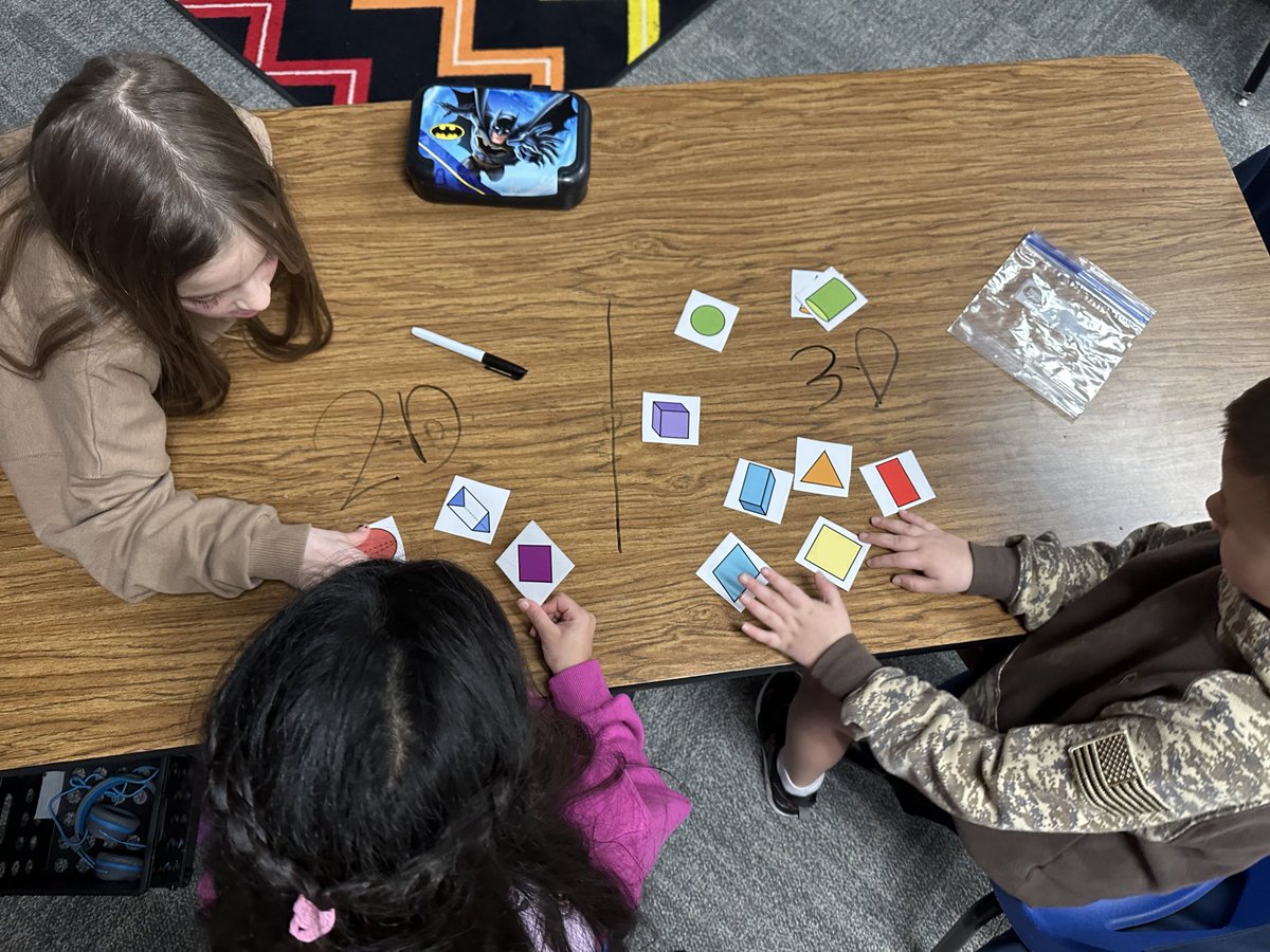 Alaina_Boaz's tweet image. Ms. Williams’ 1st graders at @ScharbauerMISD are hands-on with geometry! Sorting 2D &amp;amp; 3D shapes, discussing attributes, and making connections. Building strong math thinkers one shape at a time! #HandsOnMath #GeometryInAction #MidlandISDMath 
@andrea_messick @AcademicsMISD