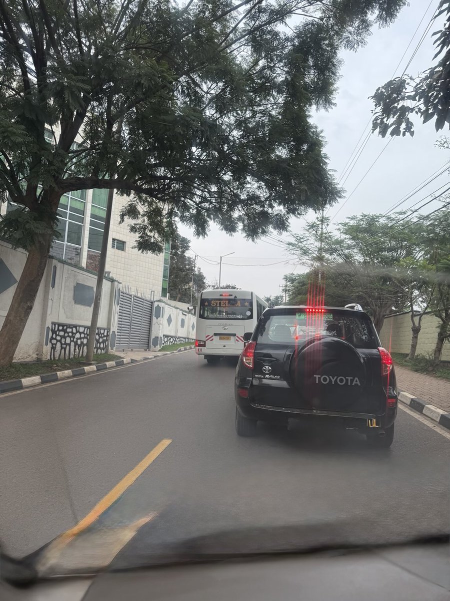 ⁦<a href="/Rwandapolice/">Rwanda National Police</a>⁩ it’s high time reckless drivers like these start getting serious punishments for exacerbating traffic congestion
