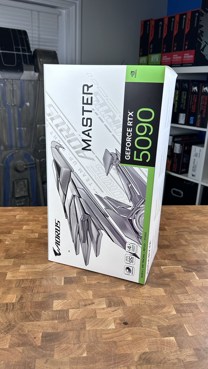 battlerigs's tweet photo. Oh god oh god oh god
#rtx5090 #poweredbyaorus #aorusmaster #aorusmasterice https://t.co/GSmmUyO3Wb