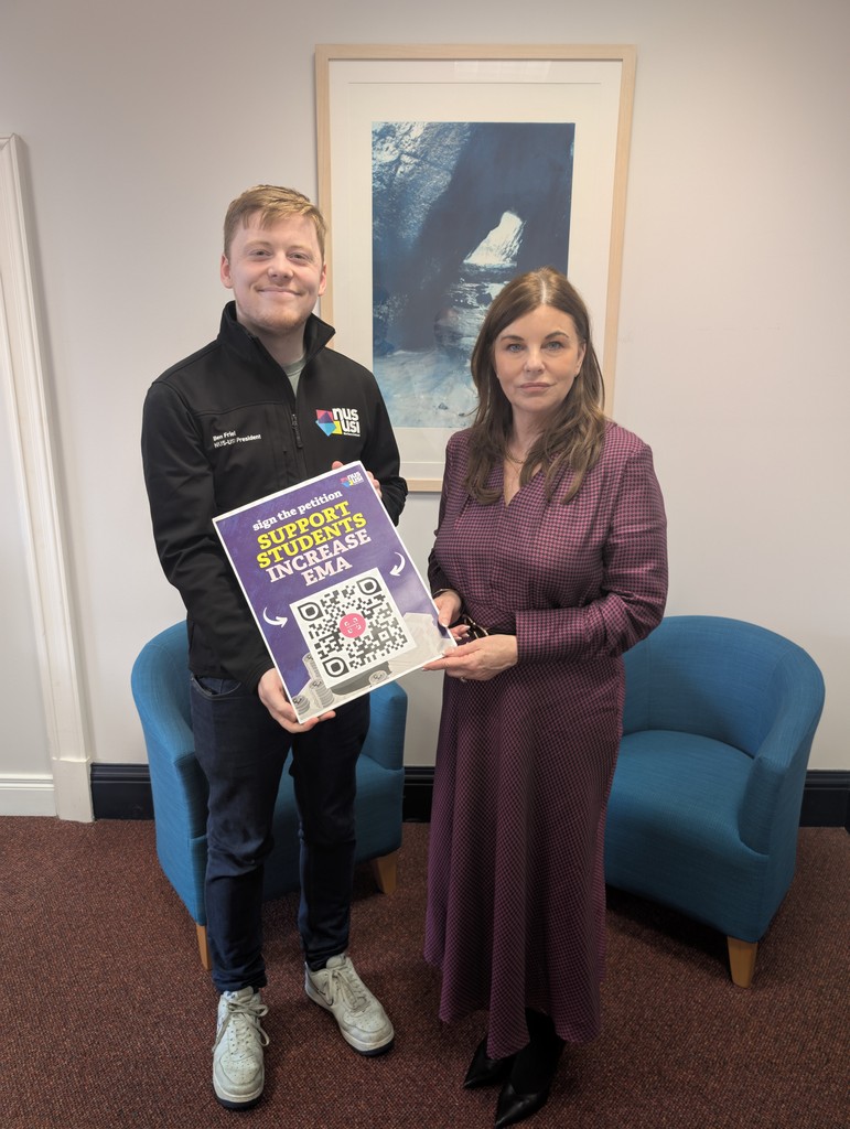 NUS_USI's tweet photo. Great to meet with Sinéad McLaughlin MLA at Stormont today to discuss student housing, plus we discussed ongoing campaign to reform the EMA scheme in Northern Ireland.

@sdlplive @SineadMcL4Foyle

#Students #StudentVoice #Stormont #StudentRepresentation #FixStudentHousing #EMA https://t.co/aNwZYJcPTO