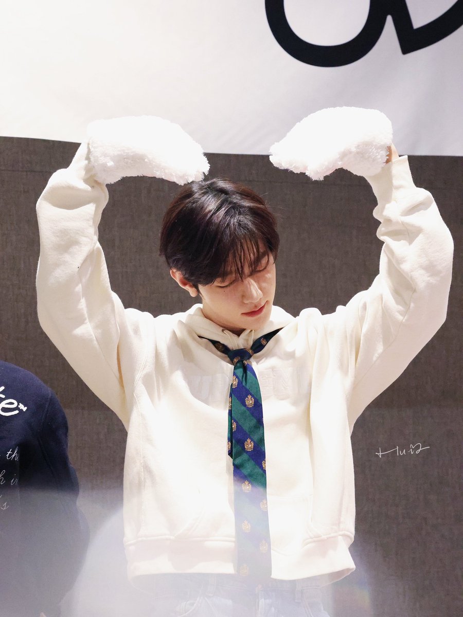 250202 SONYMUSIC サイン会 PREZENT

ねこハオハオ🐾

#ZEROBASEONE #ZB1 #제로베이스원
#장하오 #ZHANGHAO #ジャンハオ