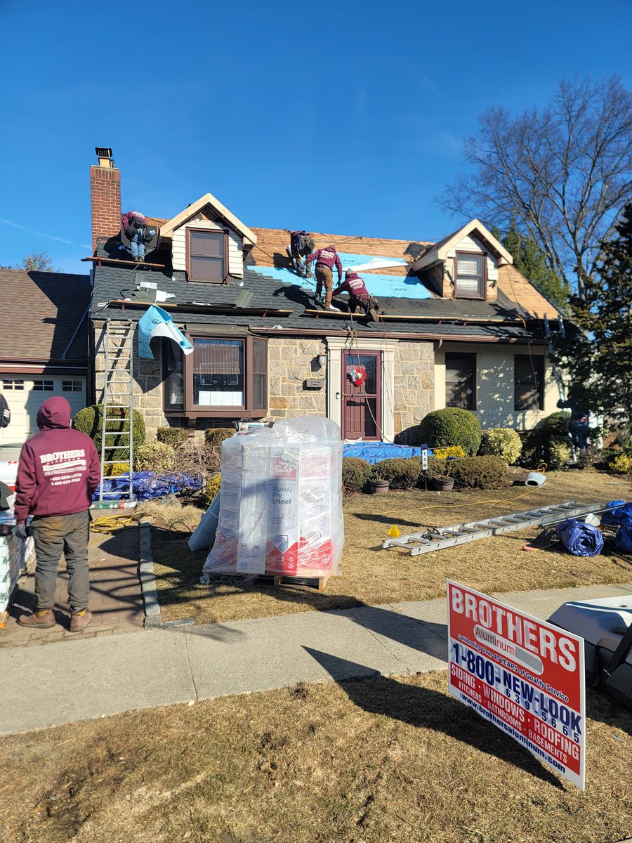Another #goldenpledge #roof <a href="/gafroofing/">GAF Roofing</a> installation. <a href="/tedb75/">Eleftherios Boultadakis</a> #longisland #NewYork #home #remodeling