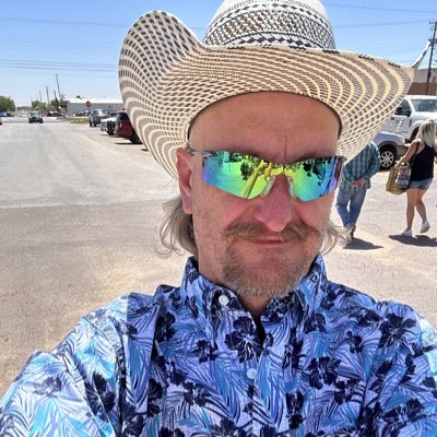 JustinM40199065's tweet photo. #NewProfilePic https://t.co/zwmWcDCdGq