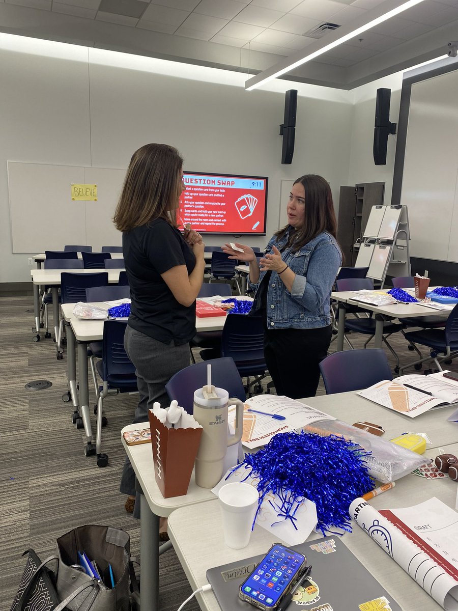 R10Multilingual's tweet photo. 🏆 Day 1 of the Multilingual Coaching Academy is here! 🏀🎯
Leaders are gearing up to elevate their coaching game, focusing on strategies to support teachers working with EB students. Let’s grow, learn, and win together! #MCA #CoachingForImpact #EBSuccess https://t.co/KvPgS7FiWy