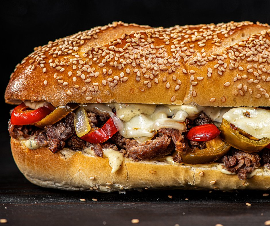 Spicy cheesesteak in 4k 🤤