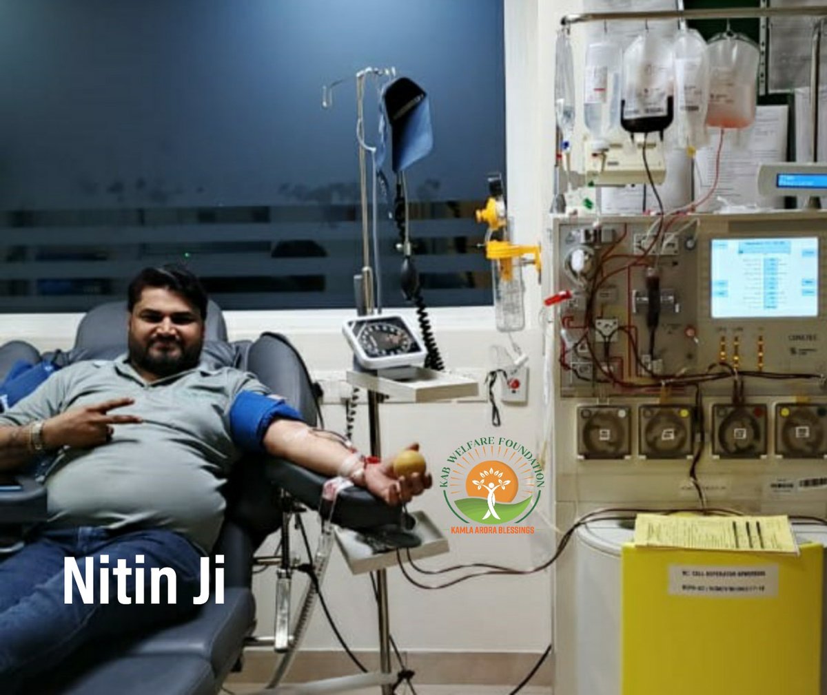 "Heartfelt gratitude to Nitin Ji for his 20th selfless blood/platelet donation at Manipal Hospital, Dwarka. Your generosity is a beacon of hope for those in need. 

Visit kabwelfarefoundation.org to join

#BlessedBhawna #MrSmiley #Gratitude #BloodDonation #PlateletDonor #SDGs