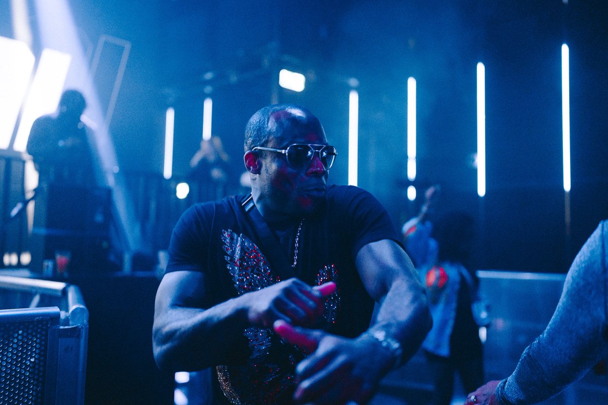 tiltwoparties's tweet image. Reliving the magic of November 🎉✨#MomentsCaptured by @iso_jrj 

Next up is #TilTwoClassics with DJ Kent, Kismet, Tippa, Simone Martinez and Sef Kombo so mark your calendars because tickets for the April 11th show will be out February 13th at 6pm! 🎟️ 

Don’t miss out!

#TilTwo