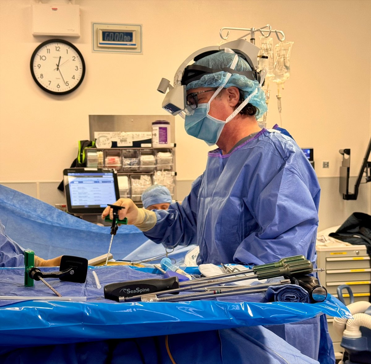 Augmedics tweet media