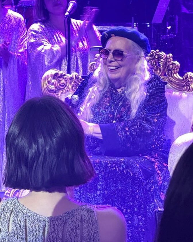 gracieabrams's tweet image. Everything