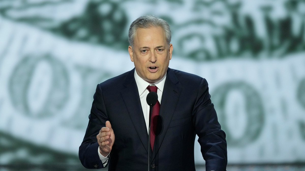 BREAKING: 

🇺🇸 TRUMPS CRYPTO CZAR DAVID 
SACKS HAS SAID THAT NFTS AND 
MEMECOINS ARE COLLECTIBLES, 
NOT SECURITIES - FORTUNE.

THIS IS MASSIVE NEWS !! #bitcoin