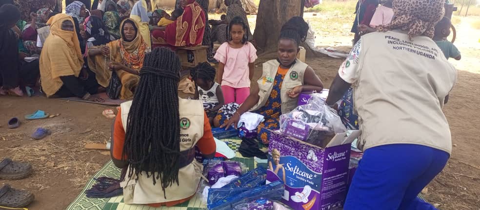 sswbau1's tweet photo. In the past days SSWBA distributed sanitary pads, soap &underwear to A.G and Women from Sudan. This was possible with support from UNHCR under the Safe from the start Pilot project. Ensuring Dignity
#Dignitykit
#MHM
#WLO
@LWF_Uganda
@relonuganda
@OxfaminUganda
@UNHCRuganda https://t.co/TKKt0SQlIg