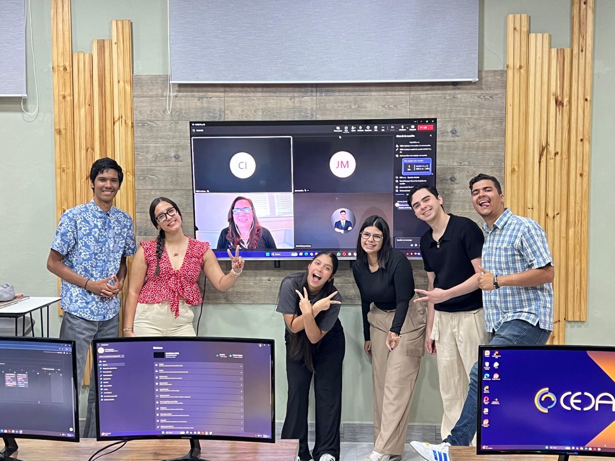 cedainstituto's tweet photo. ¡Nuestros alumnos del SÁBADO! 💙

Tenemos 2 turnos disponibles:

- Mañana (martes y jueves) ☀️
- Sabatino ☺️

Además, la modalidad ONLINE.

¿Qué esperas para estudiar con nosotros? ¡Ya no hay excusas! 💙☺️

#CEDA #CEDAInstituto #marketingdigital #diplomado #Venezuela #Vzla https://t.co/eOOwDPI2QQ
