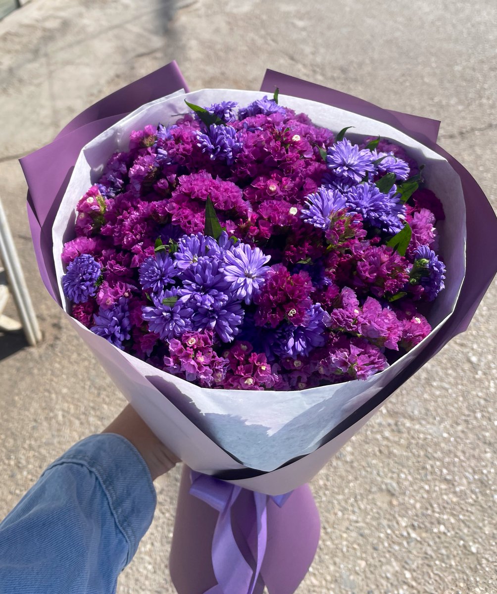 امروز ی گل خوشگللل هدیه دادم🥺✨