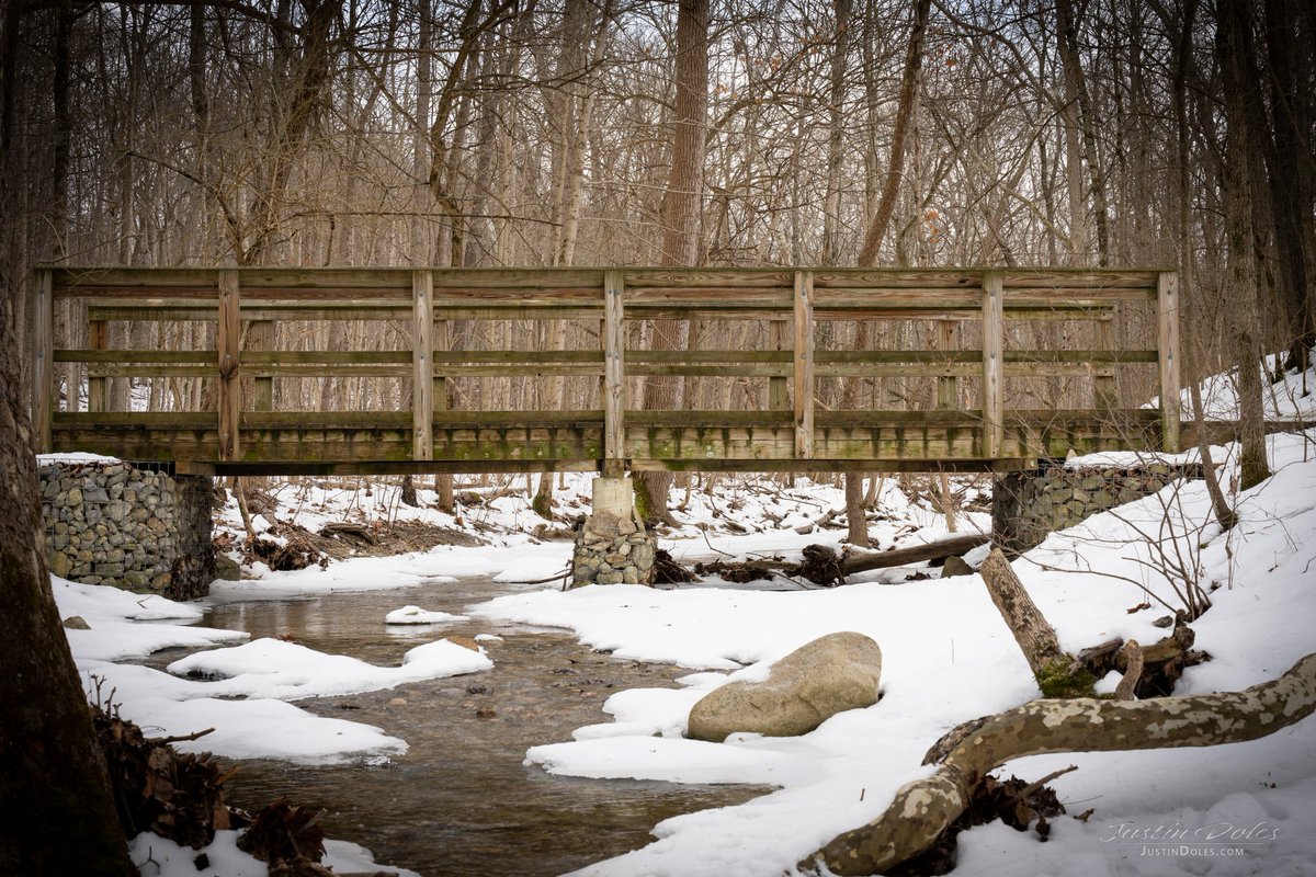 JustinDoles's tweet photo. Winter Bridge 
Another photo from the hike at Charleston Falls.  We really enjoyed the peaceful hike through the snowy trails.  Hope to get back out there soon.

#winter #hiking #photography #ohio #landscapephotography https://t.co/BnzQ76KZjh