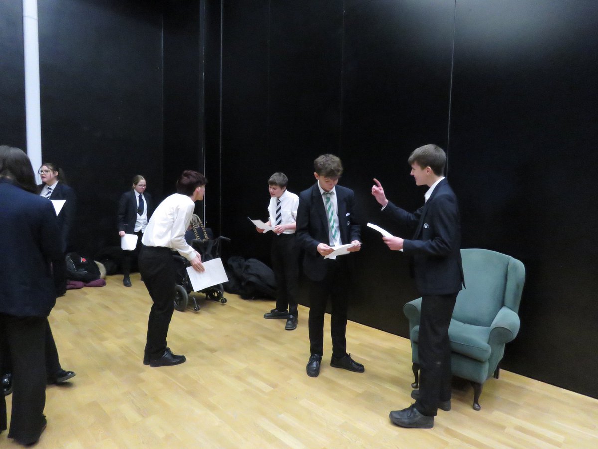 Performing Arts tweet media