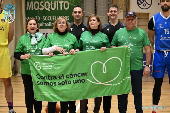 cbsocuellamos's tweet image. 📸 Página de Facebook del ayuntamiento de Socuéllamos.
Saque de honor con motivo del día mundial contra el cáncer de la Junta Local de la AECC de Socuéllamos.
🏀Crónica del partido👇👇
instagram.com/p/DFqDvSQJRZJ/…
@SomosGlobalcaja
@CabezueloFoods
@bodegascrisve
#GlobalcajaConElDeporte